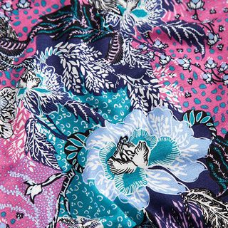 Jersey de viscose Flores exuberantes – pink/azul-marinho, 