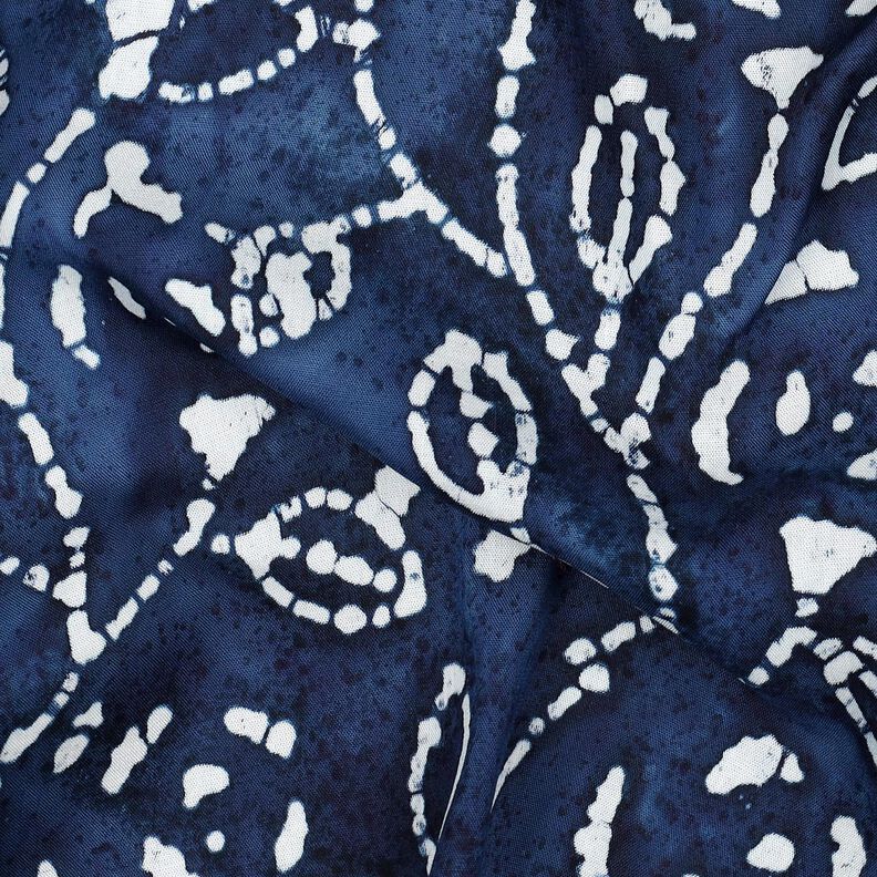 Viscose Voile Batik Ramos com folhas – índigo/branco,  image number 2