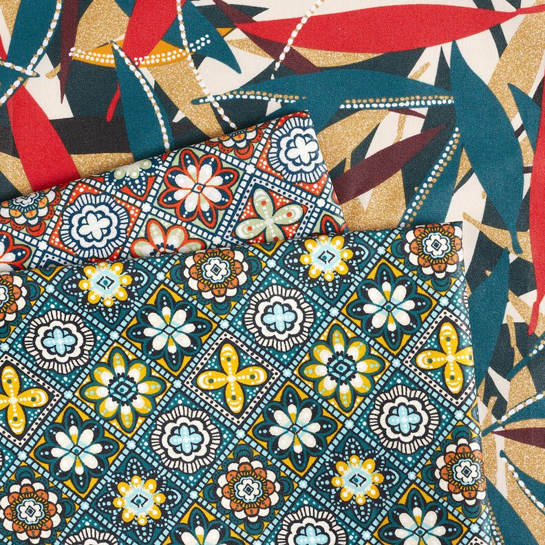 Algodão revestido Folhas delicadas – carmin/azul petróleo,  image number 6